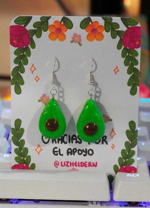 Aretes Aguacate Grande $80